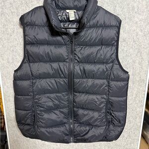 Forever 21 Charcoal Quilted Vest